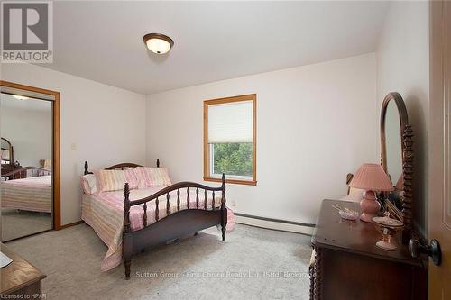 40 Albert Street, West Perth (65 - Town Of Mitchell), ON - Indoor Photo Showing Bedroom