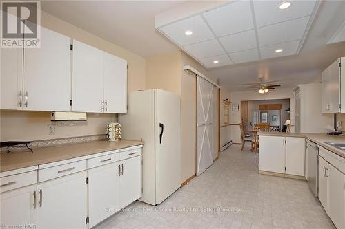 40 Albert Street, West Perth (65 - Town Of Mitchell), ON - Indoor Photo Showing Kitchen