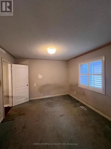 1880 Falconwood Way, Pickering, ON - Indoor Photo Showing Other Room