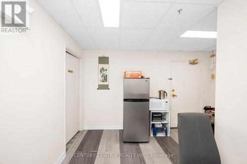 30 - 100 Plains Road W, Burlington, ON 