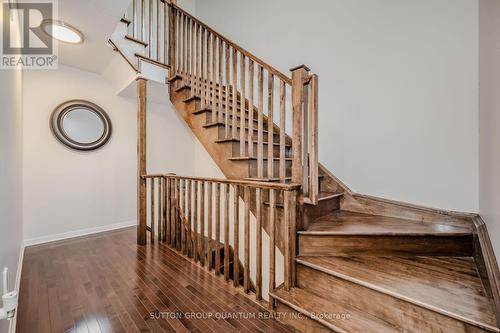 2 - 2614 Dashwood Drive, Oakville, ON - Indoor Photo Showing Other Room