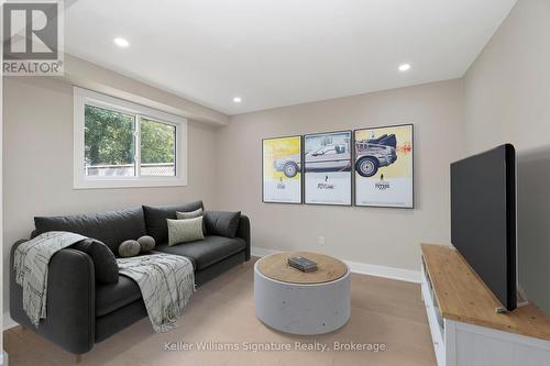 49 Spartan Avenue, Hamilton (Stoney Creek), ON - Indoor