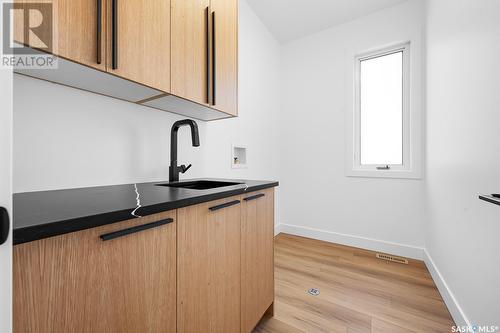 3061 Montague Street, Regina, SK - Indoor Photo Showing Kitchen