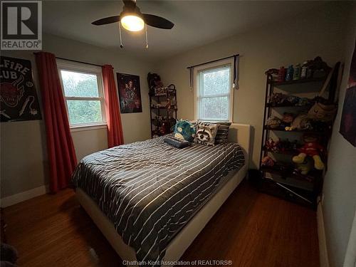 37 Maple Street, Chatham, ON - Indoor Photo Showing Bedroom