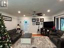 37 Maple Street, Chatham, ON  - Indoor Photo Showing Living Room 