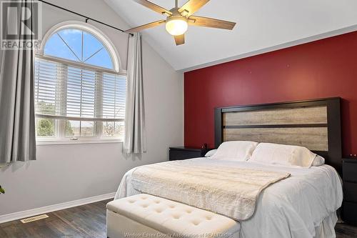 1535 Lovell Crescent, Lasalle, ON - Indoor Photo Showing Bedroom