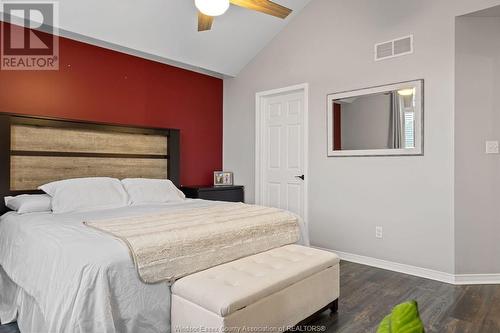 1535 Lovell Crescent, Lasalle, ON - Indoor Photo Showing Bedroom