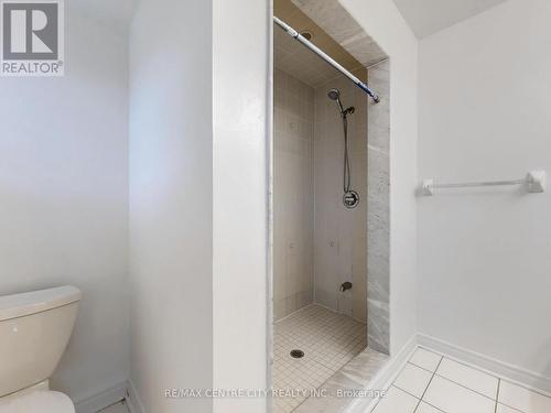 23 - 38 Greensborough Village Circle, Markham (Greensborough), ON - Indoor Photo Showing Bathroom