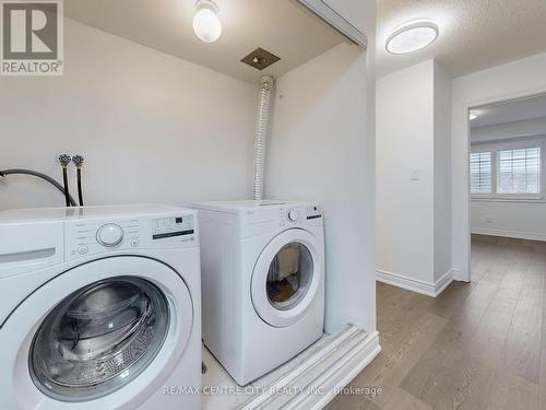 23 - 38 Greensborough Village Circle, Markham (Greensborough), ON - Indoor Photo Showing Laundry Room