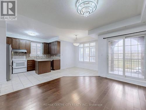 23 - 38 Greensborough Village Circle, Markham (Greensborough), ON - Indoor Photo Showing Kitchen