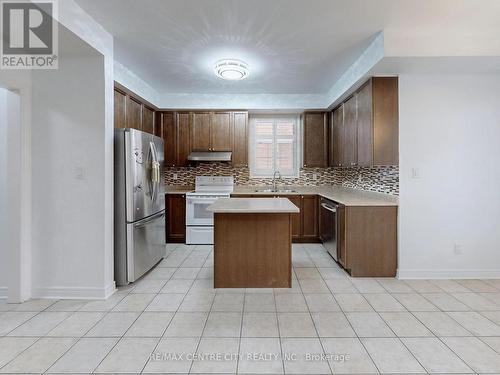 23 - 38 Greensborough Village Circle, Markham (Greensborough), ON - Indoor Photo Showing Kitchen