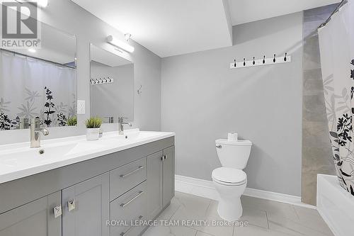 2968 Drew Drive, North Dundas, ON - Indoor Photo Showing Bathroom