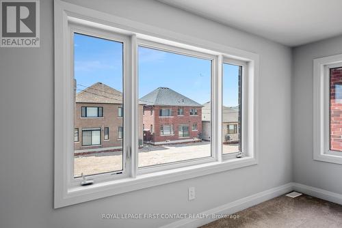 25 Corley Street, Kawartha Lakes, ON - Indoor Photo Showing Other Room