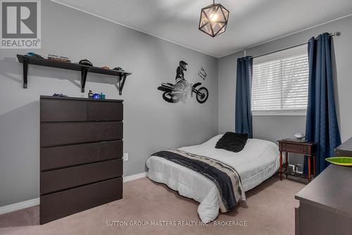 1040 Earnhart Street, Kingston (North Of Taylor-Kidd Blvd), ON - Indoor Photo Showing Bedroom