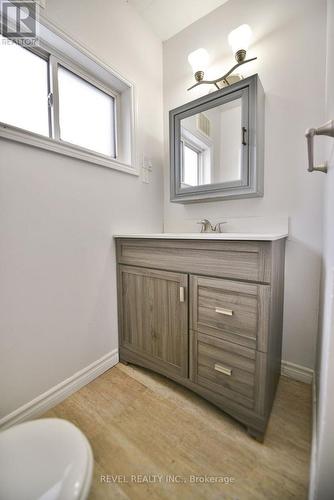 302 Patricia Boulevard, Timmins (Tne - Hill District), ON - Indoor Photo Showing Bathroom