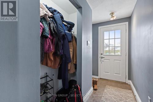 165 Madison Avenue, London, ON - Indoor Photo Showing Bedroom