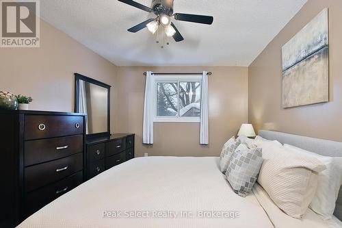 68 Devon Drive, South Huron (Exeter), ON - Indoor Photo Showing Bedroom