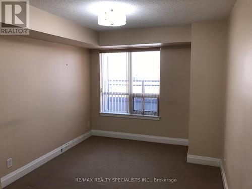 412 - 55 De Boers Drive, Toronto, ON - Indoor Photo Showing Other Room