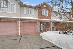 29 - 320 AMBLESIDE DRIVE  London, ON N6G 5H9