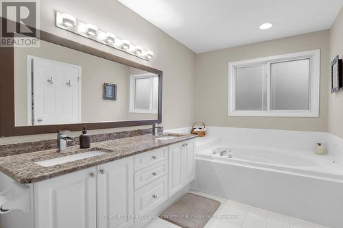 29 - 320 Ambleside Drive, London, ON - Indoor Photo Showing Bathroom