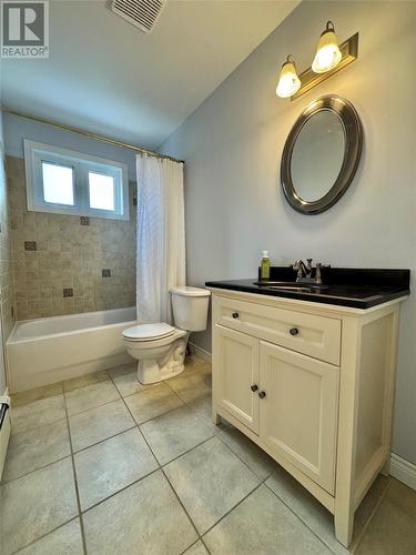 66 Harris Point Road, Harris Point, NL - Indoor Photo Showing Bathroom