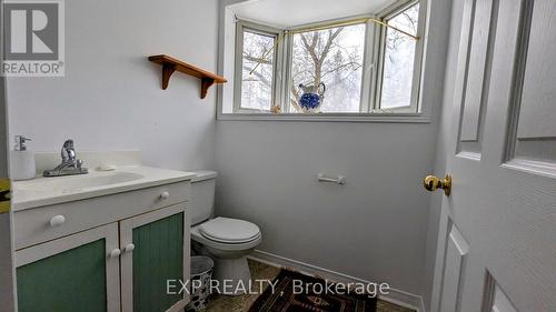 556 Northshore Road W, Otonabee-South Monaghan, ON - Indoor Photo Showing Bathroom