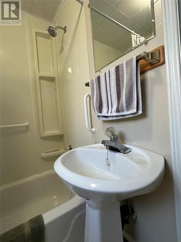 12 Barrisway Road, Garnish, NL - Indoor Photo Showing Bathroom