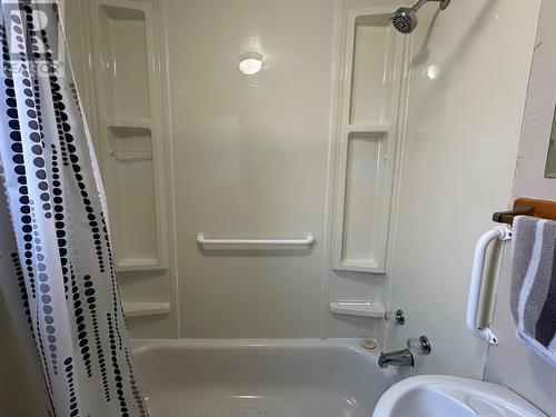 12 Barrisway Road, Garnish, NL - Indoor Photo Showing Bathroom