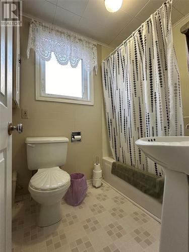 12 Barrisway Road, Garnish, NL - Indoor Photo Showing Bathroom