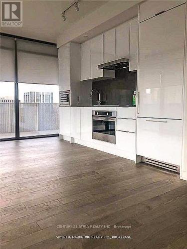 3605 - 20 Lombard Street, Toronto, ON - Indoor Photo Showing Kitchen