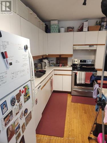 35 Columbine Avenue, Toronto, ON - Indoor Photo Showing Kitchen