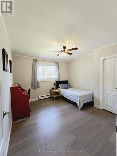 227 Rossland Road E, Oshawa, ON - Indoor Photo Showing Bedroom