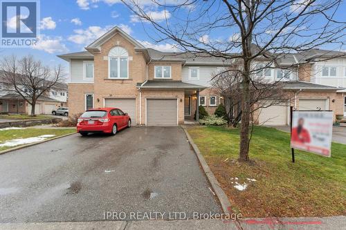 37 Sprucelands Avenue, Brampton, ON - Outdoor With Facade