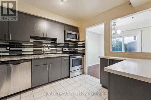 37 Sprucelands Avenue, Brampton, ON - Indoor Photo Showing Kitchen With Double Sink