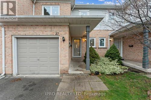 37 Sprucelands Avenue, Brampton, ON - Outdoor