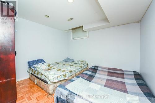 22 Desert Sand Drive, Brampton, ON - Indoor Photo Showing Bedroom