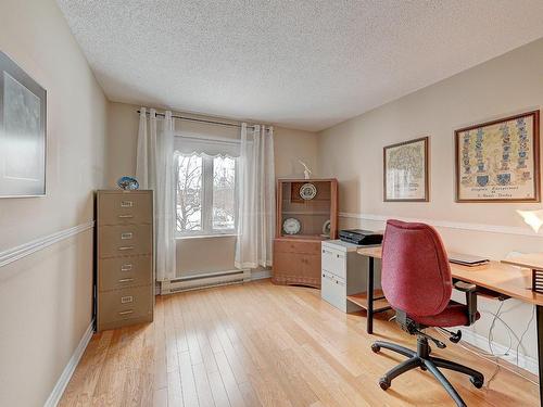 Bedroom - 201-2400 Rue Henriette-Céré, Longueuil (Saint-Hubert), QC - Indoor Photo Showing Office