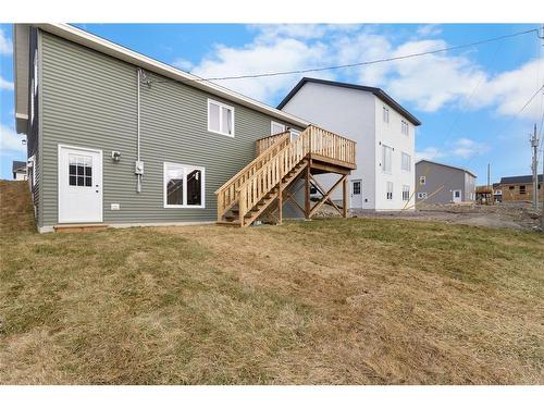 8 Lawn Point Avenue, Mount Pearl, NL 