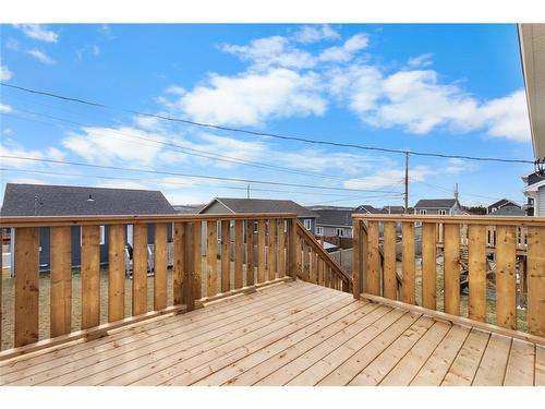 8 Lawn Point Avenue, Mount Pearl, NL 