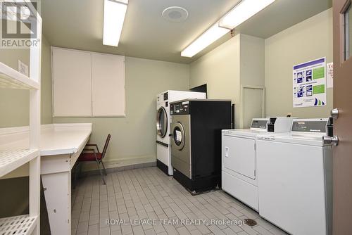 1003 - 1025 Richmond Road, Ottawa, ON - Indoor Photo Showing Laundry Room