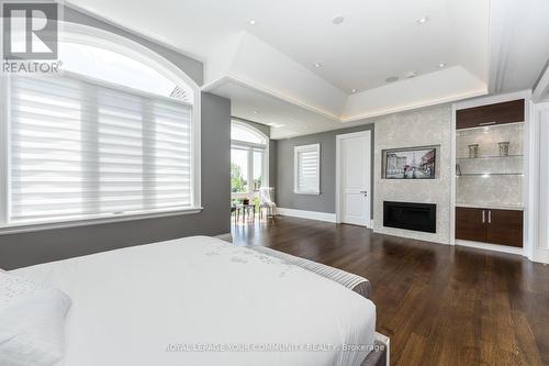 107 Yonghurst Road S, Richmond Hill, ON - Indoor Photo Showing Bedroom