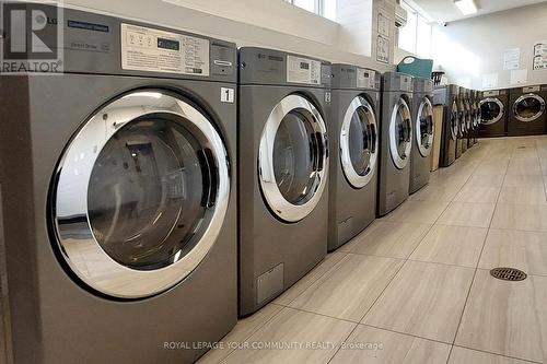 Ph07 - 735 Don Mills Road, Toronto, ON - Indoor Photo Showing Laundry Room