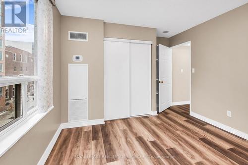 605 - 43 Eglinton Avenue E, Toronto, ON - Indoor Photo Showing Other Room