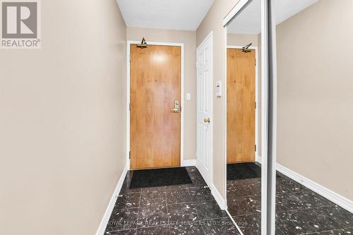 605 - 43 Eglinton Avenue E, Toronto, ON - Indoor Photo Showing Other Room