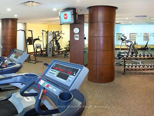 2221-15 Northtown Way, Toronto, ON - Indoor Photo Showing Gym Room