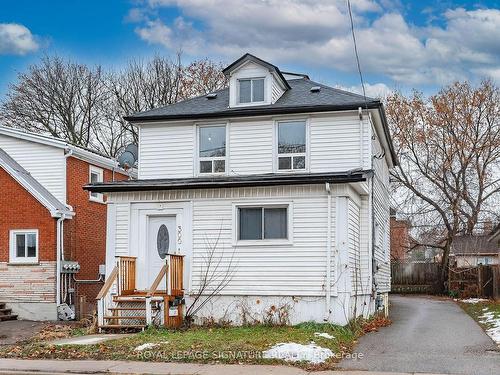 Upper-300 Albert St, Oshawa, ON - Outdoor