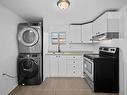 Upper-300 Albert St, Oshawa, ON  - Indoor Photo Showing Laundry Room 