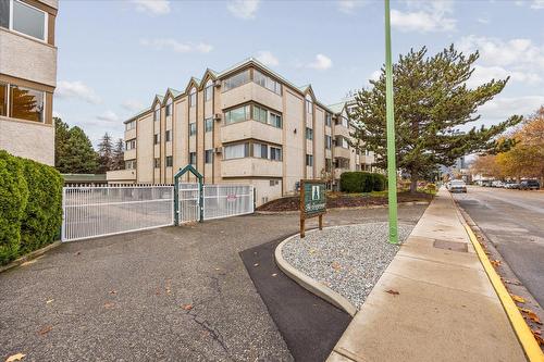 206-777 Leon Avenue, Kelowna, BC - Outdoor