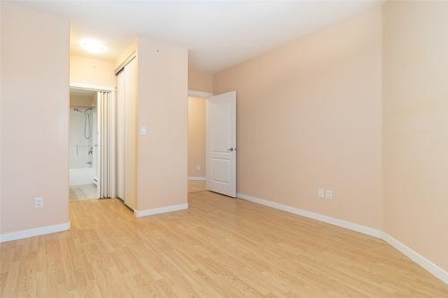 403-303 Whitman Road, Kelowna, BC - Indoor Photo Showing Other Room