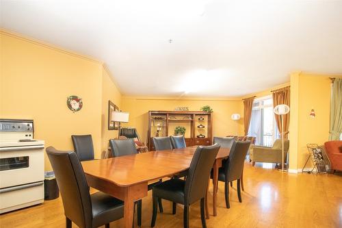 403-303 Whitman Road, Kelowna, BC - Indoor Photo Showing Dining Room